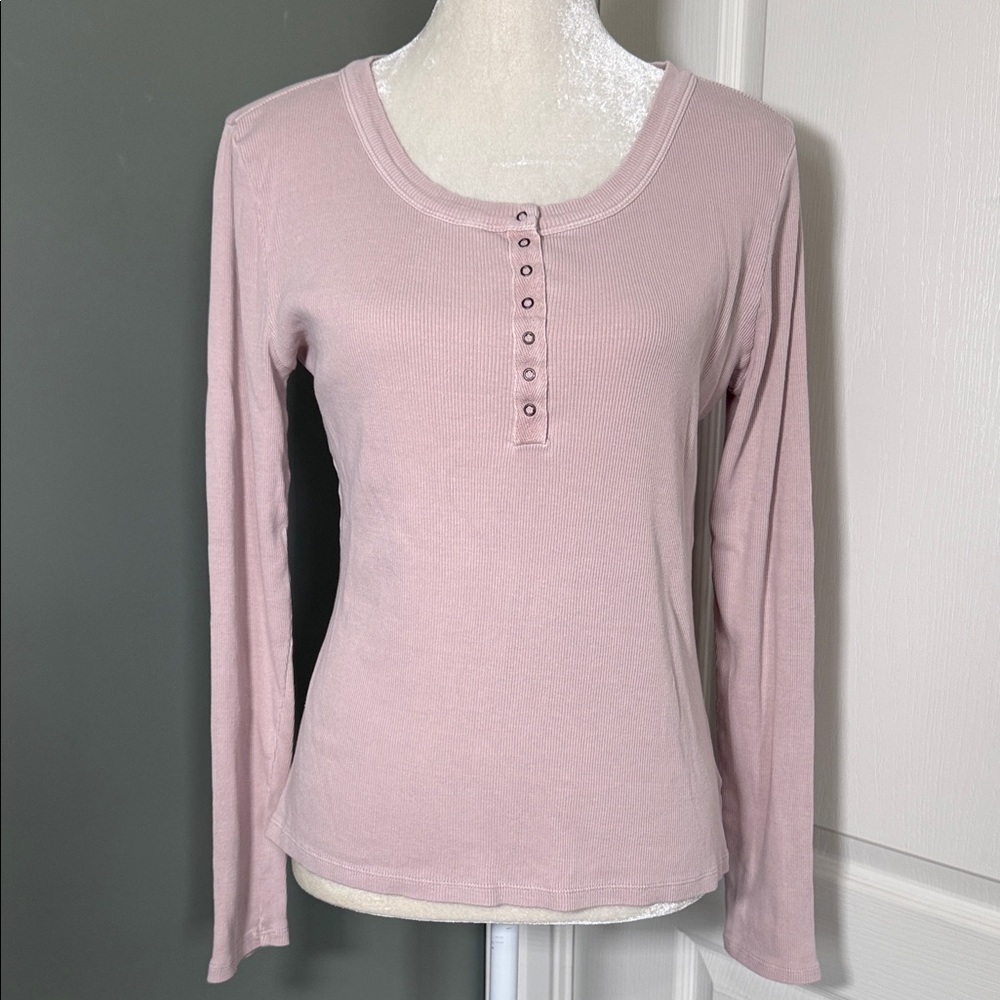 Lucky Brand Ribbed Henley Top Medium Pink Long Sleeve Snap Button Cotton